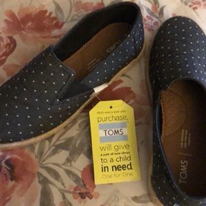 New Toms